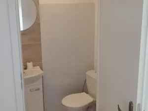 Pronájem bytu 1+kk, Most, K. H. Borovského, 20 m2