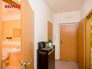 Pronájem bytu 1+kk, Praha - Jinonice, Za zámečkem, 60 m2