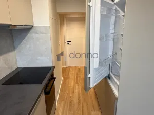 Pronájem bytu 3+kk, Praha, Angelovova, 70 m2