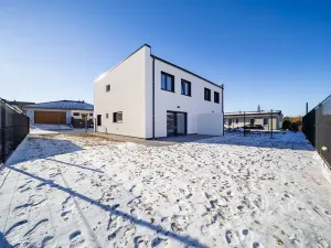 Prodej bytu 5+kk, Srubec, Smrková, 121 m2