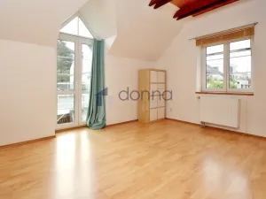 Pronájem rodinného domu, Praha, K Beránku, 186 m2