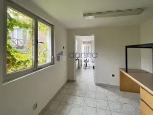 Pronájem rodinného domu, Praha, K Beránku, 186 m2