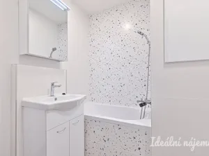 Pronájem bytu 2+kk, Brno - Líšeň, Elplova, 46 m2