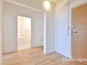 Pronájem bytu 2+kk, Brno - Líšeň, Elplova, 46 m2