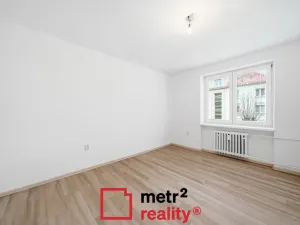 Prodej bytu 3+1, Olomouc, Ladova, 77 m2