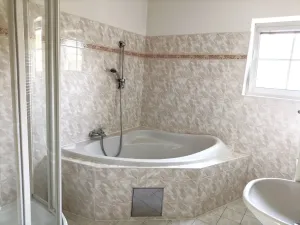 Pronájem rodinného domu, Praha - Nebušice, K vinicím, 251 m2