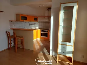 Prodej bytu 2+kk, Praha - Suchdol, Holubí, 46 m2