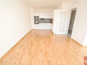 Pronájem bytu 2+kk, Praha - Modřany, Kolmanova, 52 m2