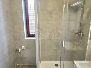 Pronájem bytu 3+kk, Beroun, U Židovského hřbitova, 67 m2