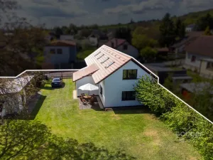 Pronájem rodinného domu, Dobrovice - Úherce, 180 m2