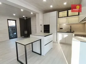 Prodej rodinného domu, Dubí - Pozorka, K. Čapka, 72 m2