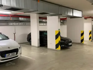 Pronájem garážového stání, Praha - Krč, Antala Staška, 14 m2