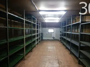 Pronájem skladu, Vsetín, 550 m2