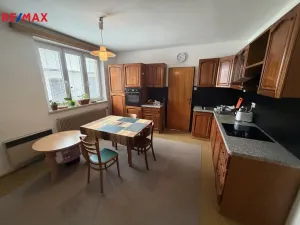 Pronájem rodinného domu, Pelhřimov, Skrýšovská, 140 m2