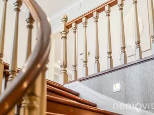 Prodej vily, Praha - Dejvice, V Šáreckém údolí, 459 m2