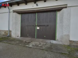 Pronájem garážového stání, Opočno, Podzámčí, 590 m2