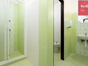 Prodej výrobních prostor, Krnov, Lidická, 12420 m2