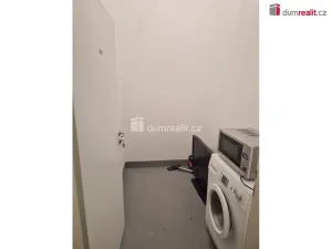 Pronájem garáže, Praha - Žižkov, Pitterova, 3 m2