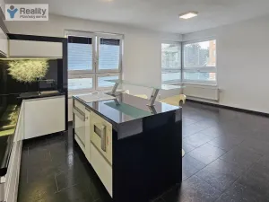 Pronájem bytu 2+kk, Plzeň - Východní Předměstí, Květná, 49 m2