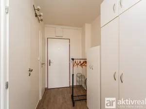 Prodej bytu 2+kk, Neratovice, Dr. E. Beneše, 40 m2