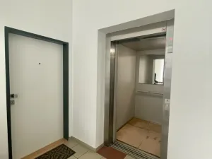 Pronájem bytu 2+1, Olomouc, gen. Píky, 62 m2