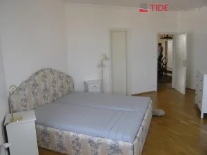 Pronájem bytu 4+kk, Praha, Na okraji, 190 m2