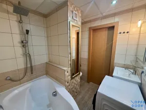 Prodej bytu 4+1, Jirkov, Studentská, 77 m2