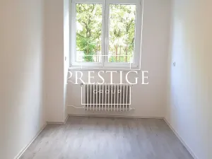 Pronájem bytu 2+kk, Praha - Košíře, Karenova, 40 m2