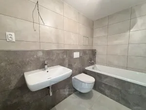 Pronájem bytu 1+kk, České Budějovice, Na Zlaté stoce, 28 m2