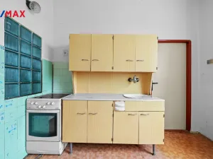 Prodej bytu 2+1, Meziměstí, Školní, 73 m2