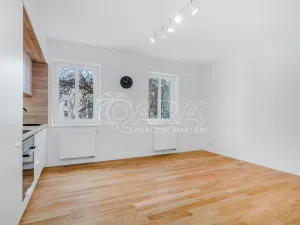 Pronájem bytu 2+kk, Praha - Smíchov, Plzeňská, 39 m2