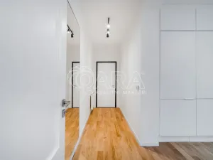 Pronájem bytu 2+kk, Praha - Smíchov, Plzeňská, 39 m2