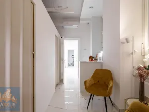 Pronájem obchodního prostoru, Praha - Nové Město, Václavské náměstí, 25 m2