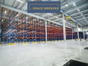 Pronájem skladu, Dašice, 14100 m2