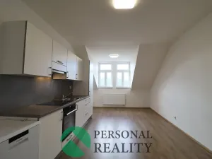 Pronájem bytu 2+kk, Karlovy Vary, Na Vyhlídce, 78 m2
