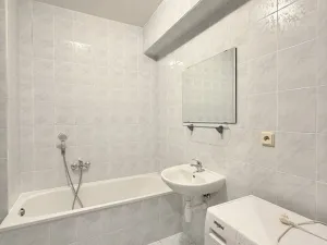 Pronájem bytu 1+kk, Liberec - Liberec VII-Horní Růžodol, Jeronýmova, 35 m2