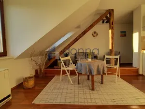 Pronájem bytu 1+kk, Praha, Na vartě, 37 m2