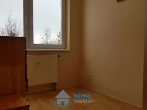 Pronájem bytu 2+kk, Pardubice, Dubinská, 42 m2