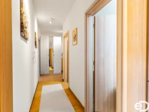 Prodej bytu 2+kk, Cerhenice, Za Cukrovarem, 60 m2