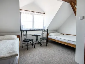 Prodej obchodního prostoru, Břežany I, 590 m2