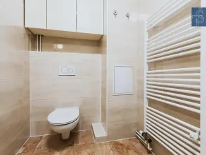 Prodej bytu 2+kk, Praha - Vyšehrad, Neklanova, 42 m2