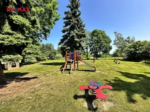 Prodej pozemku pro bydlení, Zvoleněves, 783 m2