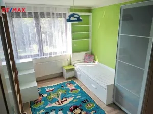 Pronájem bytu 4+1, Praha - Kobylisy, Služská, 86 m2