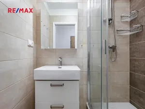 Pronájem bytu 1+1, Jindřichův Hradec, sídliště Vajgar, 37 m2