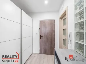 Pronájem bytu 1+kk, Plzeň - Bolevec, Kralovická, 32 m2