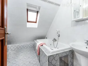 Prodej rodinného domu, Libeř, 425 m2