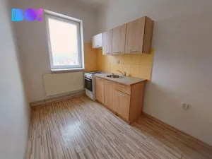 Pronájem bytu 1+1, Ostrava, Československé armády, 40 m2