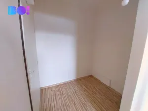 Pronájem bytu 1+1, Ostrava, Československé armády, 40 m2