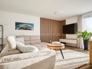 Prodej rodinného domu, Kamenice nad Lipou, Dobšova, 210 m2