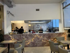 Pronájem restaurace, Pardubice, náměstí Republiky, 350 m2